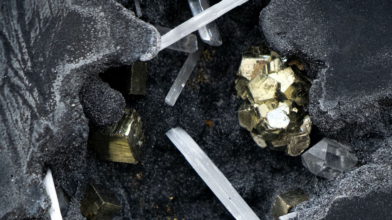 Wallpaper gold, crystals, minerals, rocks, stones hd, picture, image
