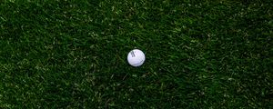 Preview wallpaper golf, ball, grass, lawn
