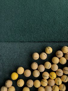 Preview wallpaper golf, balls, lawn, green, yellow