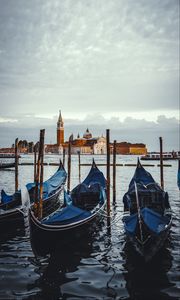 Preview wallpaper gondolas, boats, water, city, venice, italy