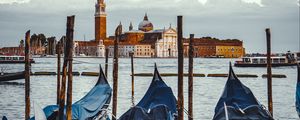 Preview wallpaper gondolas, boats, water, city, venice, italy