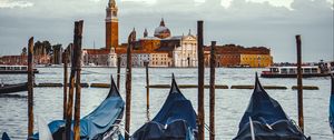 Preview wallpaper gondolas, boats, water, city, venice, italy