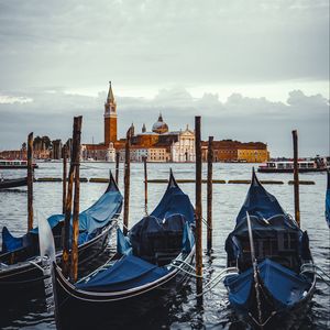 Preview wallpaper gondolas, boats, water, city, venice, italy