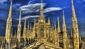 Preview wallpaper gothic cathedral, milan, architecture, sky