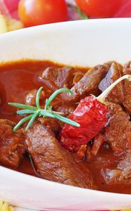 Preview wallpaper goulash, meat, beef, sauce, pasta