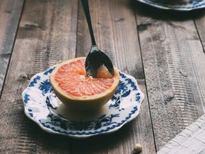 Preview wallpaper grapefruit, fruit, spoon, dessert