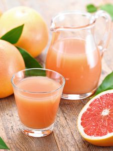Preview wallpaper grapefruit, juice, fruit, citrus