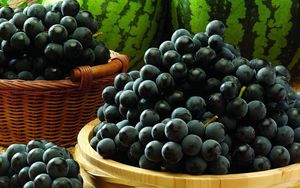 Preview wallpaper grapes, berry, black, water-melons, basket