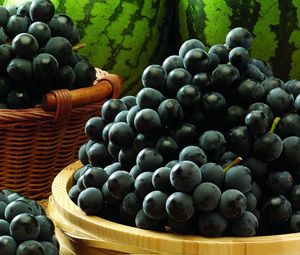 Preview wallpaper grapes, berry, black, water-melons, basket
