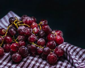 Preview wallpaper grapes, fruits, berries, bunch, ripe