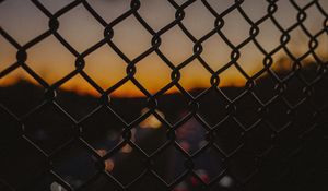 Preview wallpaper grid, fence, night, dark