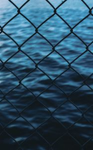 Preview wallpaper grid, fence, sea, water