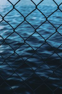 Preview wallpaper grid, fence, sea, water