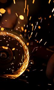Preview wallpaper grinder, sparks, dark