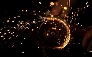 Preview wallpaper grinder, sparks, dark