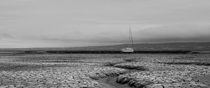 Preview wallpaper ground, cranny, boat, bw