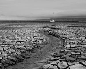 Preview wallpaper ground, cranny, boat, bw