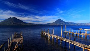 Preview wallpaper guatemala, island, mountain, beach