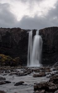 Preview wallpaper gufufoss, waterfall, rock, drops, landscape, iceland