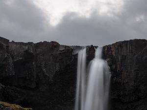 Preview wallpaper gufufoss, waterfall, rock, drops, landscape, iceland