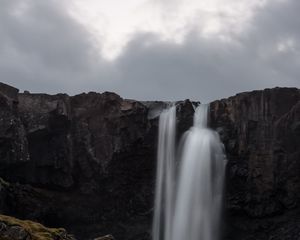 Preview wallpaper gufufoss, waterfall, rock, drops, landscape, iceland