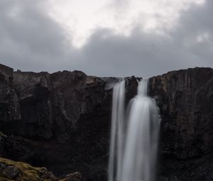 Preview wallpaper gufufoss, waterfall, rock, drops, landscape, iceland