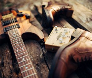 Preview wallpaper guitar, equipment, boots, wooden