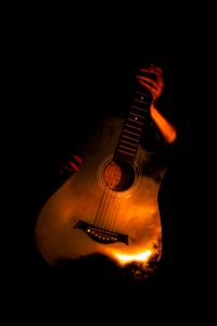 Preview wallpaper guitar, guitarist, hands, musical instrument, gold, dark