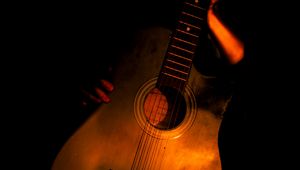 Preview wallpaper guitar, guitarist, hands, musical instrument, gold, dark