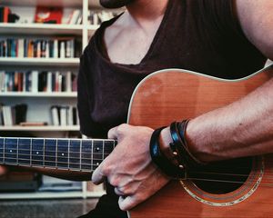 Preview wallpaper guitar, hand, musical instrument