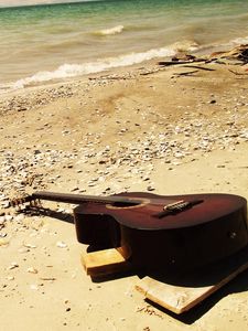 Preview wallpaper guitar, sea, beach, music