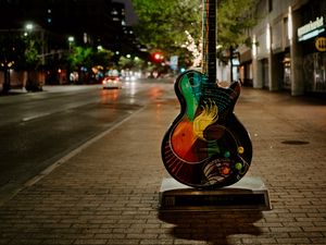 Preview wallpaper guitar, street, night