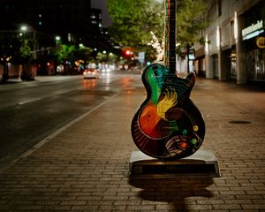 Preview wallpaper guitar, street, night