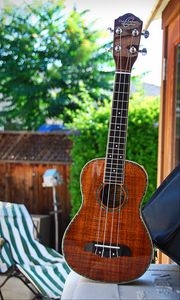 Preview wallpaper guitar, ukulele, strings, music, blur
