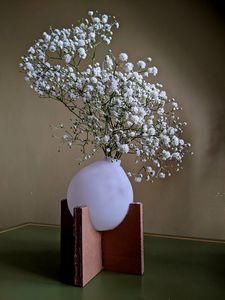 Preview wallpaper gypsophila, flowers, vase, minimalism