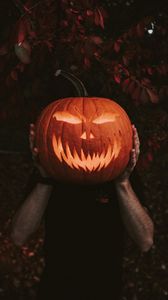 Preview wallpaper halloween, pumpkin, hands