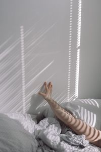 Preview wallpaper hand, bed, morning, white