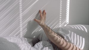 Preview wallpaper hand, bed, morning, white