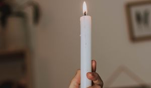 Preview wallpaper hand, candle, fire