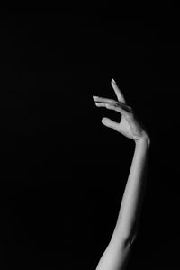 Preview wallpaper hand, fingers, bw, minimalism