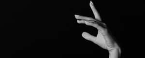 Preview wallpaper hand, fingers, bw, minimalism