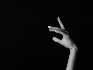Preview wallpaper hand, fingers, bw, minimalism