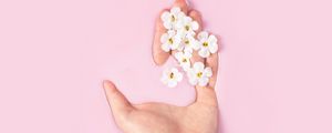 Preview wallpaper hand, flowers, liquid, pink
