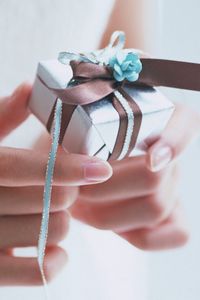 Preview wallpaper hand, gift, box, ribbon