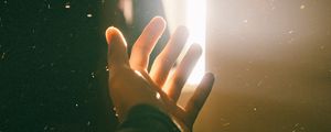 Preview wallpaper hand, light, bright, flare, glow
