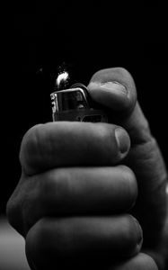 Preview wallpaper hand, lighter, bw, sparks