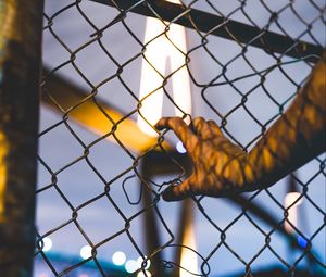 Preview wallpaper hand, mesh, fence, night