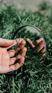 Preview wallpaper hand, mirror, grass