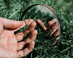 Preview wallpaper hand, mirror, grass