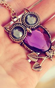 Preview wallpaper hand, owl, pendants, chain, jewelry